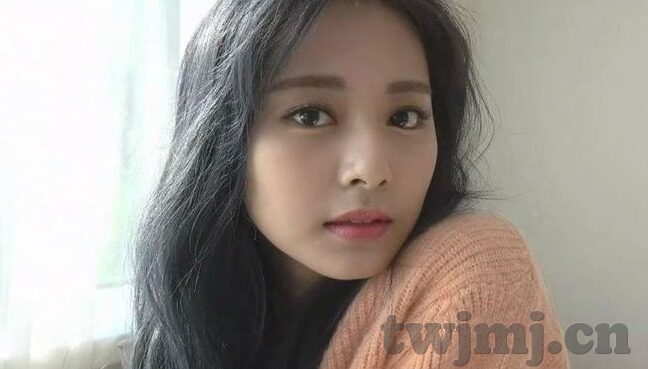 久久无码人妻精品一区二区三区-品味生活之选——探索久久无码人妻精品一区二区三区的独特魅力